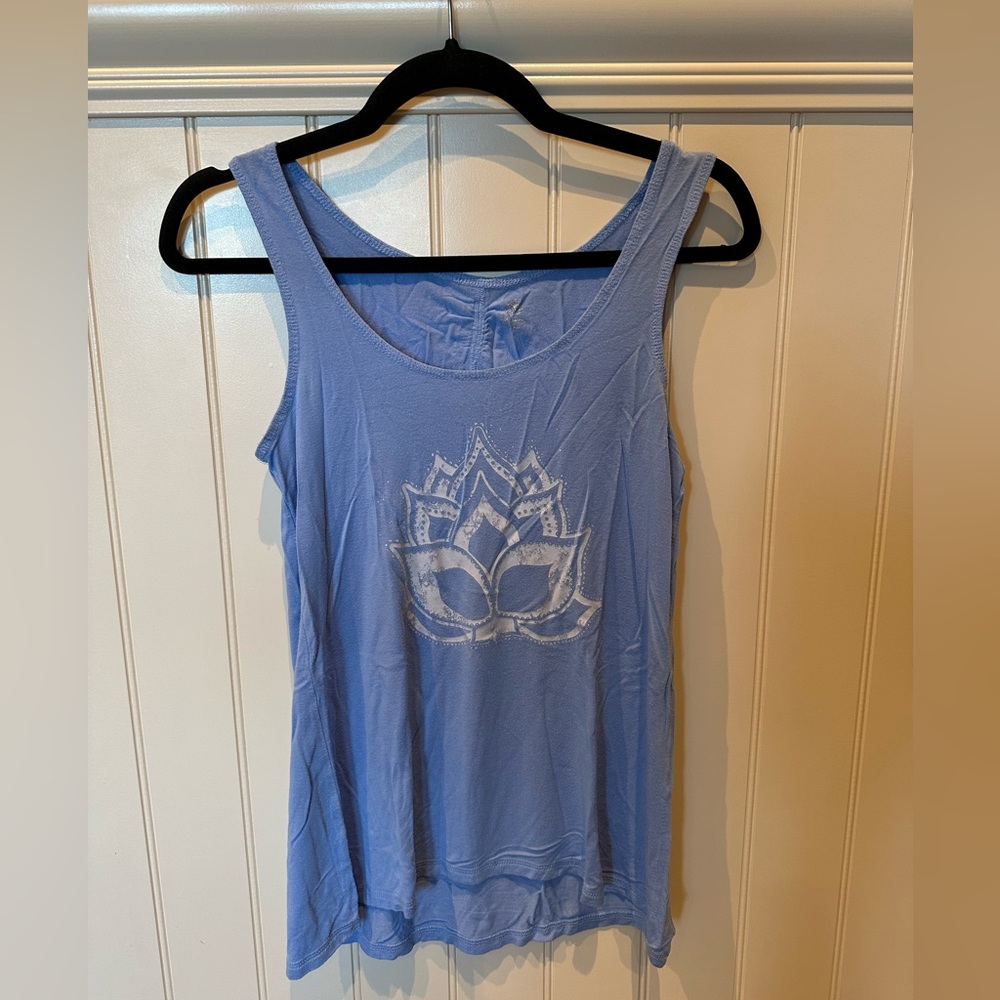 GAIAM Ladies Woman’s Size Extra Small Blue Racerback Tank Top White Lotus